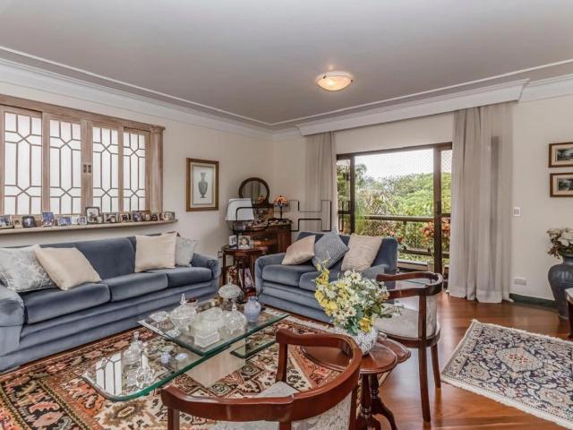 Apartamento para Venda em São Paulo/SP Moema 4 Quartos