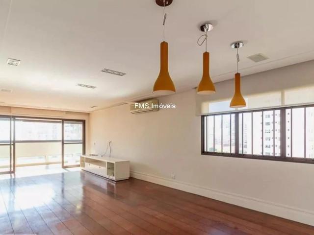 Apartamento para Venda em São Paulo/SP Moema 3 Quartos
