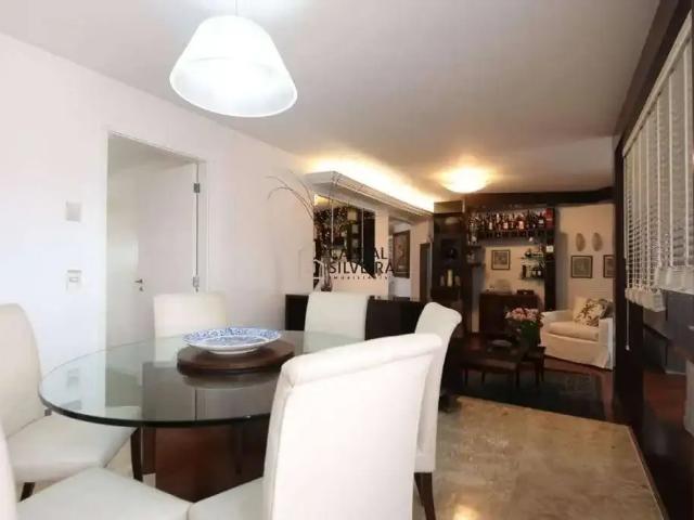 Apartamento para Venda em São Paulo/SP Moema 4 Quartos