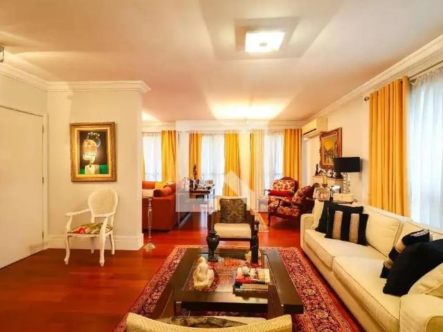 Apartamento para Venda em São Paulo/SP Morumbi 3 Quartos