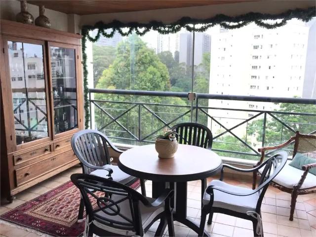 Apartamento para Venda em São Paulo/SP Morumbi 4 Quartos