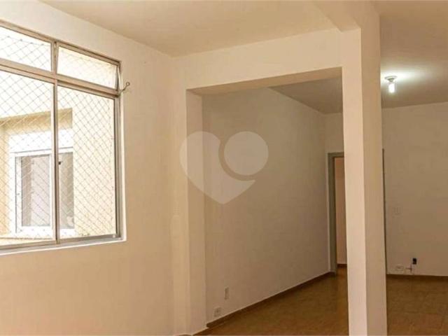 Apartamento para Venda em São Paulo/SP Aclimação 2 Quartos