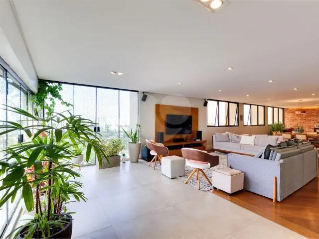 Apartamento para Venda em São Paulo/SP Alto da Boa Vista 3 Quartos