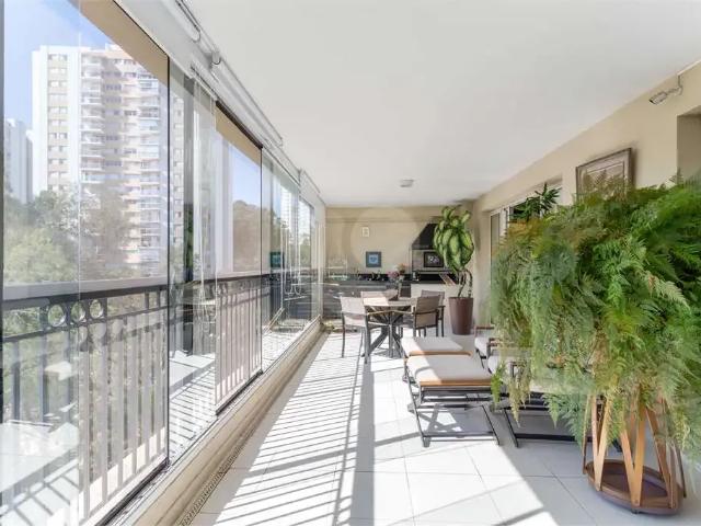 Apartamento para Venda em São Paulo/SP Alto da Boa Vista 4 Quartos