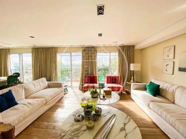 Apartamento para Venda em São Paulo/SP Alto de Pinheiros 4 Quartos