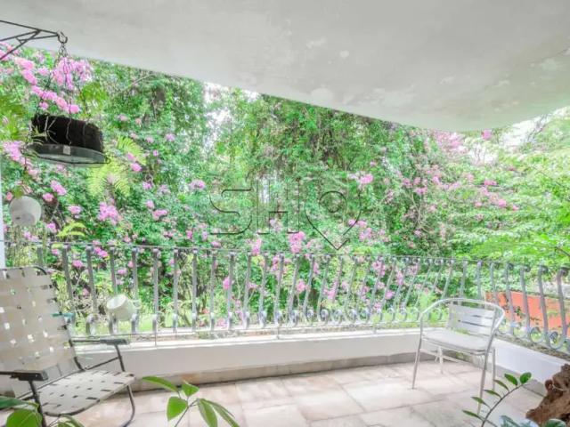 Apartamento para Venda em São Paulo/SP Alto de Pinheiros 4 Quartos