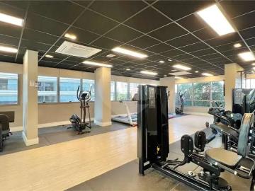 Avenida Santo Amaro - Varanda, Garagem