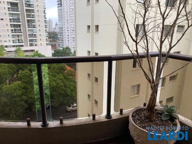 Apartamento para Venda em São Paulo/SP Campo Belo 4 Quartos