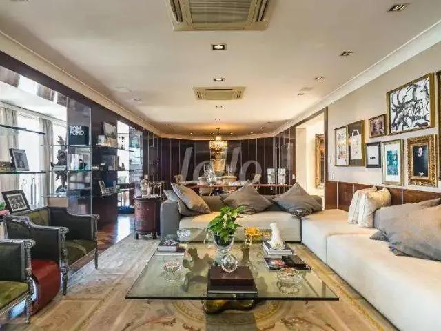 Apartamento para Venda em São Paulo/SP Cerqueira César 4 Quartos