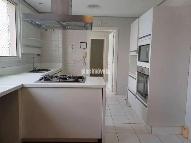Apartamento para Venda em São Paulo/SP Cerqueira César 4 Quartos