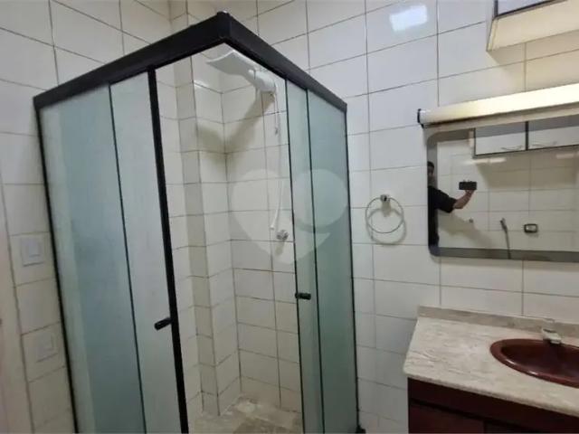 Apartamento para Venda em São Paulo/SP Cerqueira César 2 Quartos