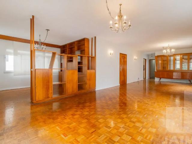 Apartamento para Venda em São Paulo/SP Cerqueira César 3 Quartos