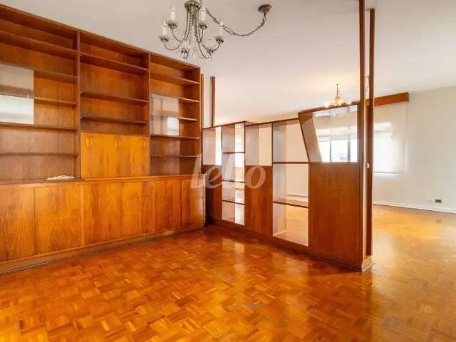 Apartamento para Venda em São Paulo/SP Cerqueira César 3 Quartos
