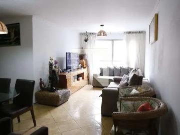 Praça Alcebíades de Souza - Academia