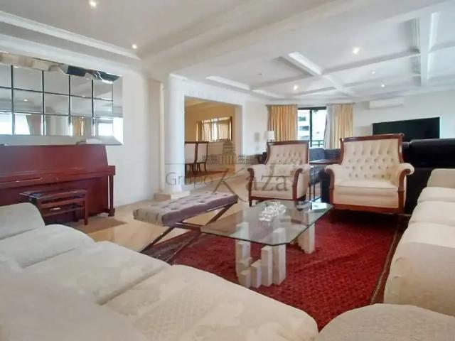 Apartamento para Venda em São Paulo/SP Higienópolis 4 Quartos
