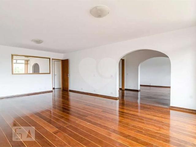 Apartamento para Venda em São Paulo/SP Jardim América 3 Quartos