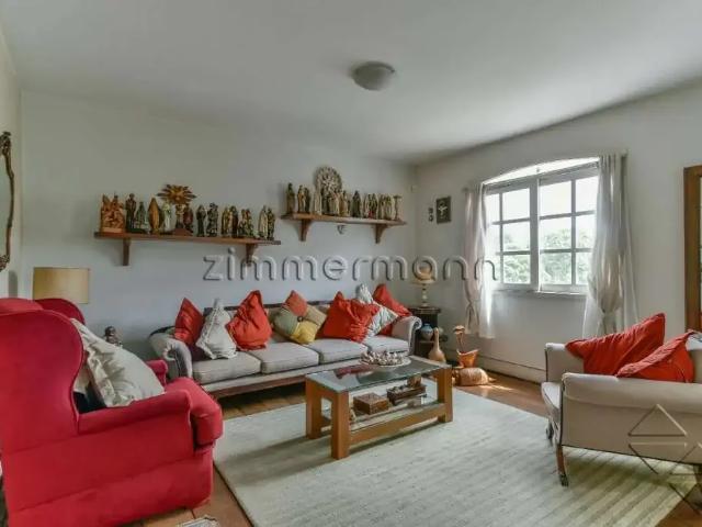 Apartamento para Venda em São Paulo/SP Jardim América 3 Quartos