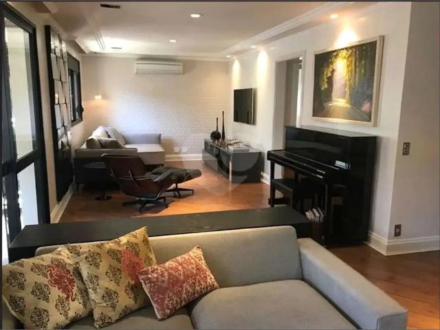 Apartamento para Venda em São Paulo/SP Jardim América 3 Quartos