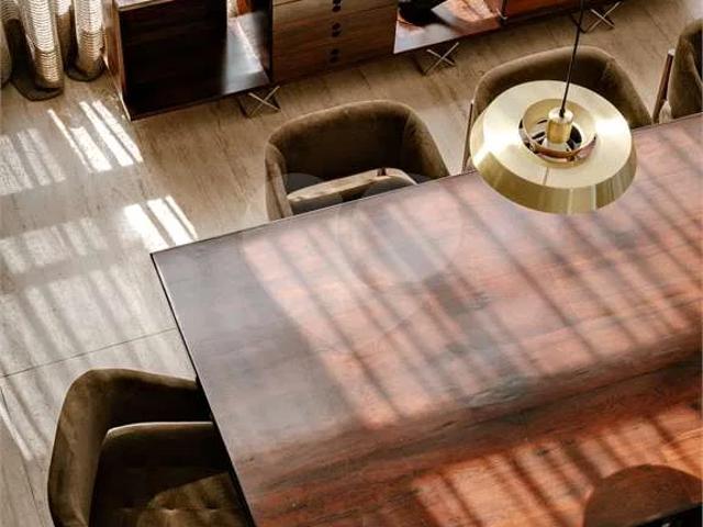 Apartamento para Venda em São Paulo/SP Jardim América 4 Quartos