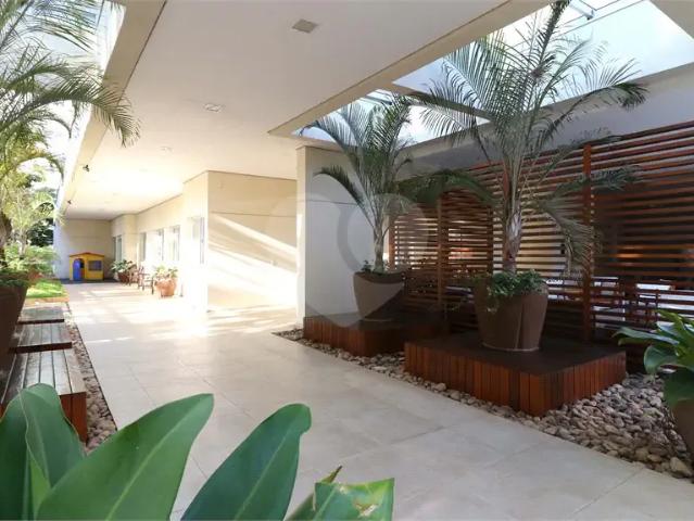 Apartamento para Venda em São Paulo/SP Jardim Brasil Zona Sul 2 Quartos