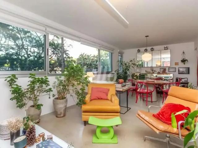 Apartamento para Venda em São Paulo/SP Jardim Europa 2 Quartos