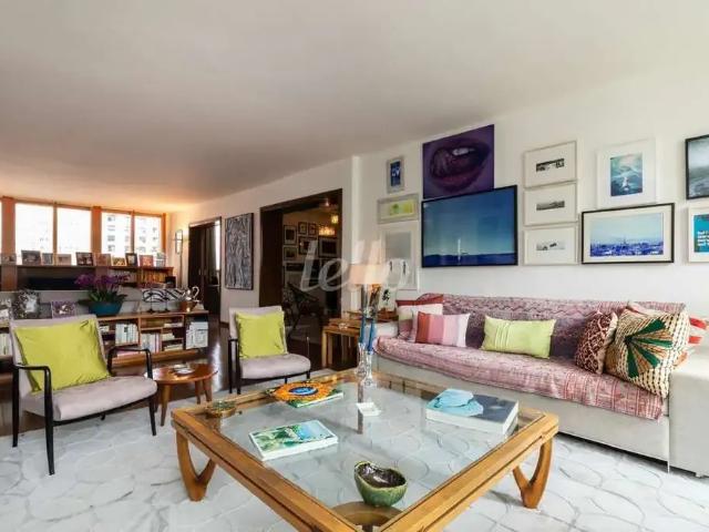 Apartamento para Venda em São Paulo/SP Jardim Paulista 3 Quartos