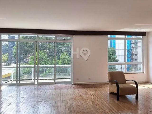 Apartamento para Venda em São Paulo/SP Jardim Paulista 3 Quartos