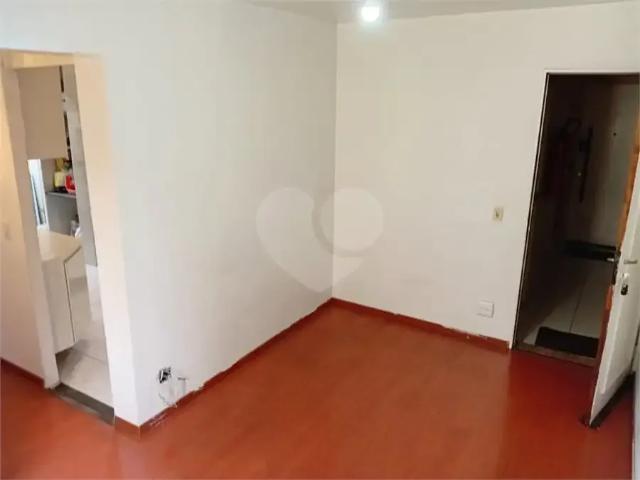 Apartamento para Venda em São Paulo/SP Jardim Sabará 2 Quartos