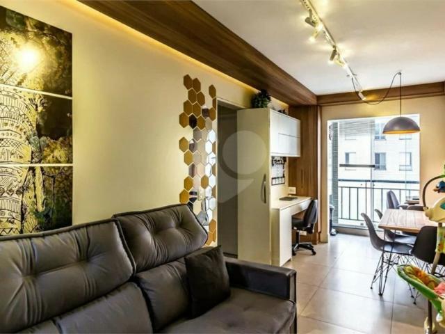 Apartamento para Venda em São Paulo/SP Luz 2 Quartos