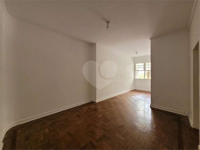 Apartamento para Venda em São Paulo/SP Aclimação 2 Quartos
