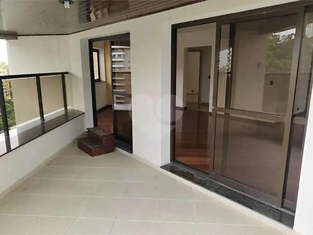 Apartamento para Venda em São Paulo/SP Panamby 4 Quartos
