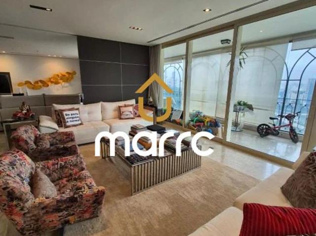 Apartamento para Venda em São Paulo/SP Panamby 5 Quartos