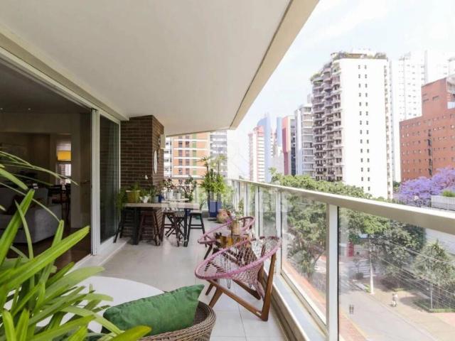 Apartamento para Venda em São Paulo/SP Paraíso 4 Quartos