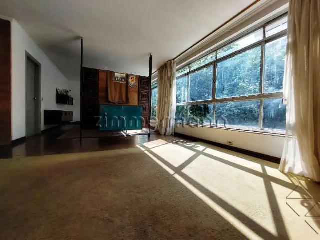 Apartamento para Venda em São Paulo/SP Paraíso 5 Quartos