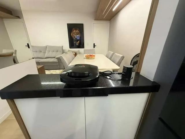 Apartamento para Venda em São Paulo/SP Parque Maria Domitila 2 Quartos