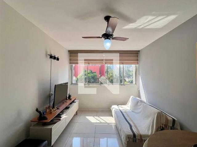 Apartamento para Venda em São Paulo/SP Pinheiros 2 Quartos