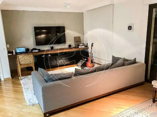Apartamento para Venda em São Paulo/SP Real Parque 3 Quartos