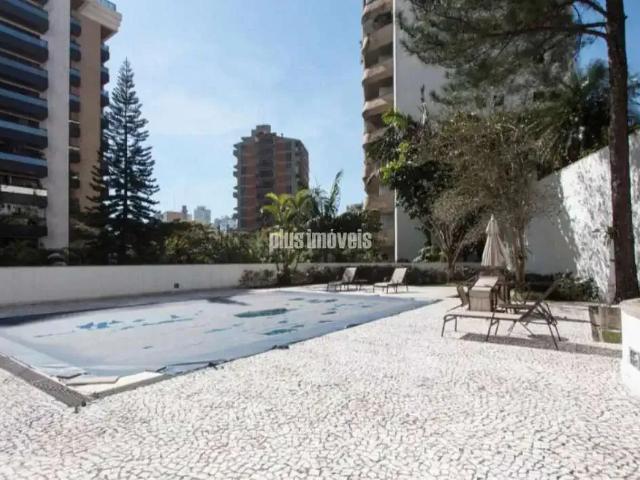 Apartamento para Venda em São Paulo/SP Real Parque 4 Quartos