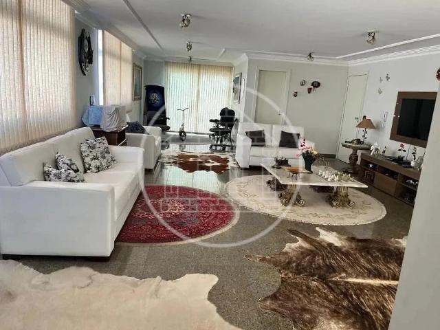 Apartamento para Venda em São Paulo/SP Real Parque 6 Quartos