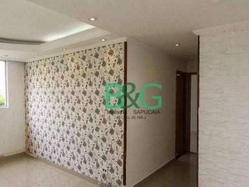 Praça Vinte e Um de Março - Segurança, Piscina