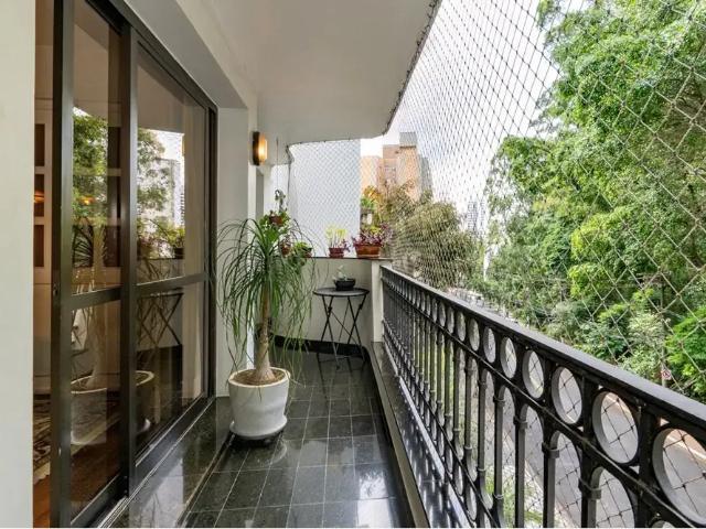 Apartamento para Venda em São Paulo/SP Vila Andrade 4 Quartos