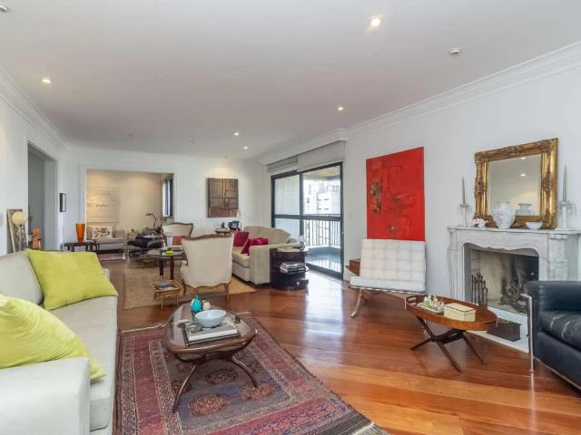 Apartamento para Venda em São Paulo/SP Vila Andrade 4 Quartos