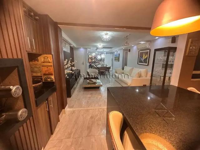 Apartamento para Venda em São Paulo/SP Vila Andrade 4 Quartos