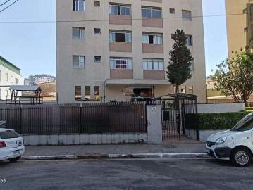 Apartamento à venda em Rua Herwis - Garagem