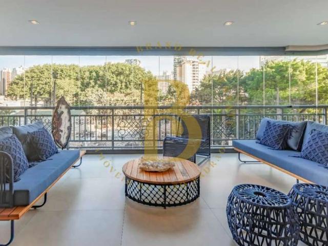 Apartamento para Venda em São Paulo/SP Vila Olímpia 4 Quartos