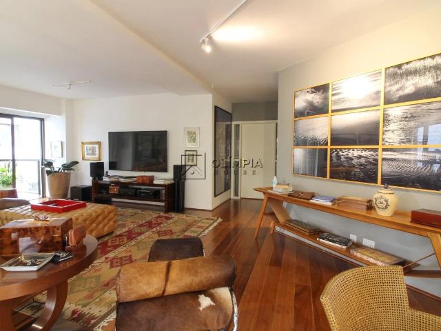 Apartamento para Venda em São Paulo/SP Vila Madalena 3 Quartos