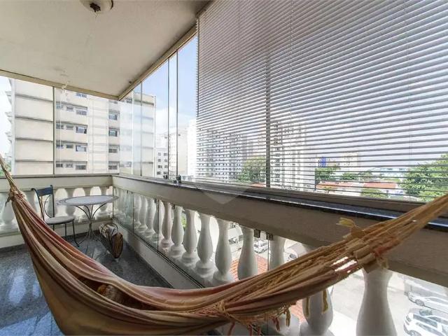 Apartamento para Venda em São Paulo/SP Vila Madalena 3 Quartos