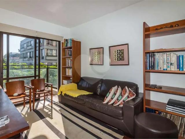 Apartamento para Venda em São Paulo/SP Vila Madalena 2 Quartos