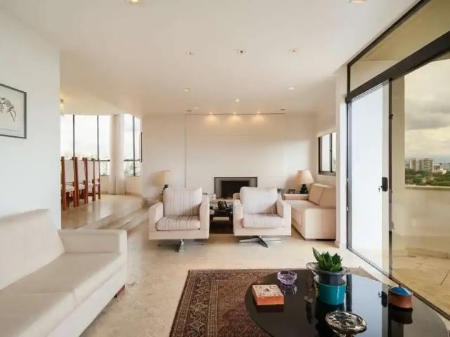 Apartamento para Venda em São Paulo/SP Vila Madalena 4 Quartos