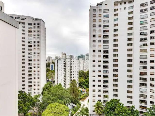 Apartamento para Venda em São Paulo/SP Morumbi 4 Quartos